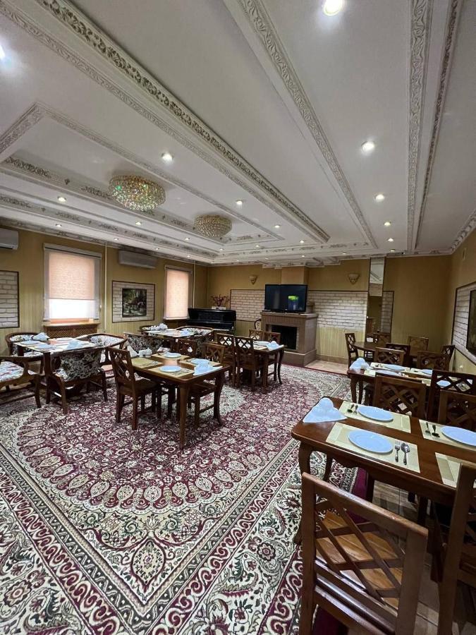 Hotel Papillon Tashkent Esterno foto