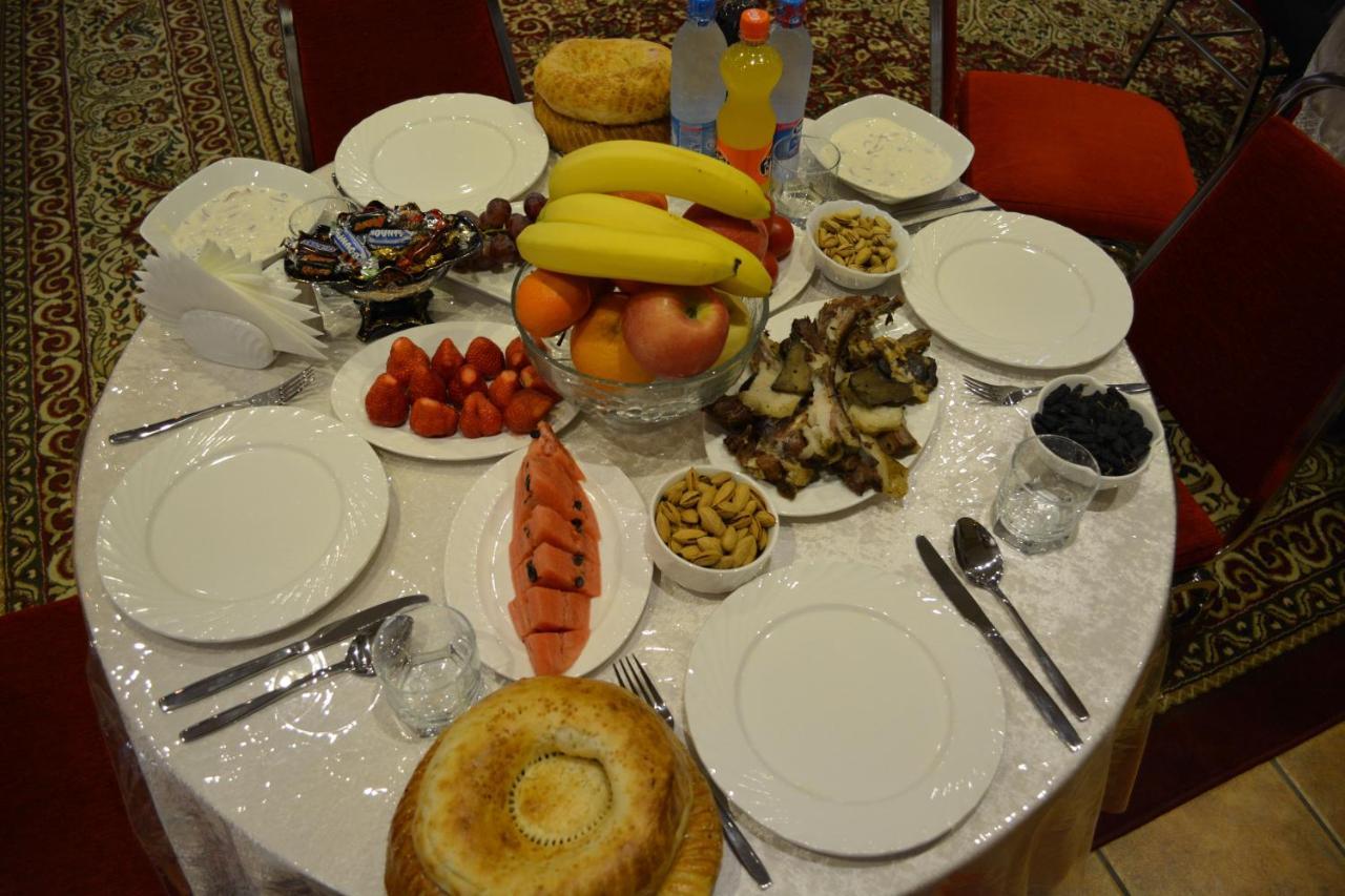 Hotel Papillon Tashkent Esterno foto