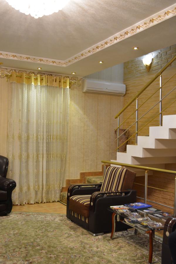 Hotel Papillon Tashkent Esterno foto